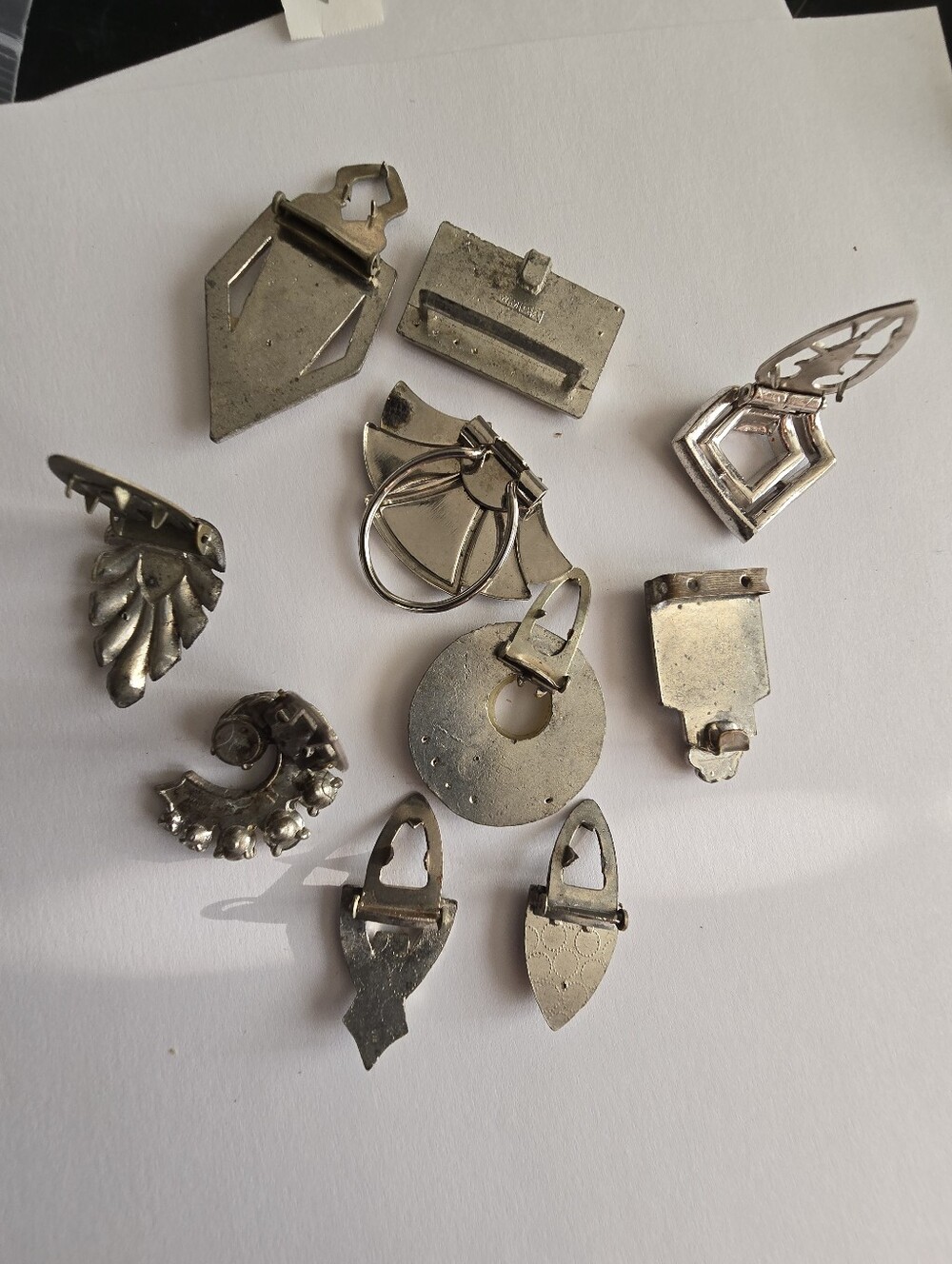 Jewelry lot Rescue box for upcycle craft destash repurpose Art Deco - Picture 3 of 10